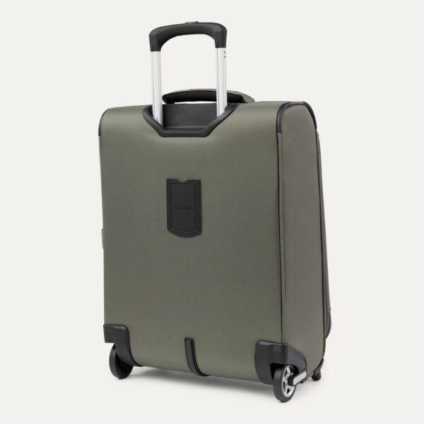 Maxlite® 5 International Carry-On Rollaboard®