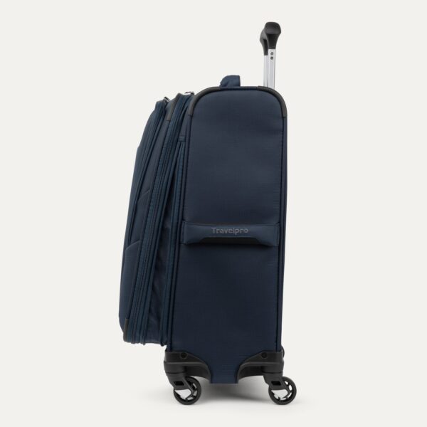 Maxlite® 5 Carry-On Spinner