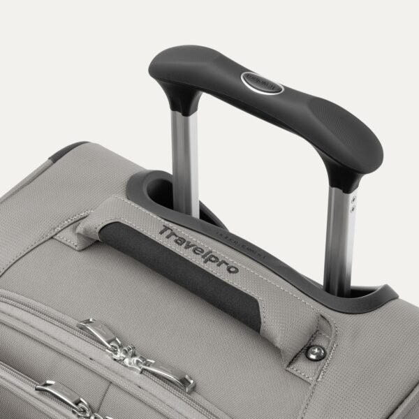 Maxlite® 5 Compact Carry-On Spinner