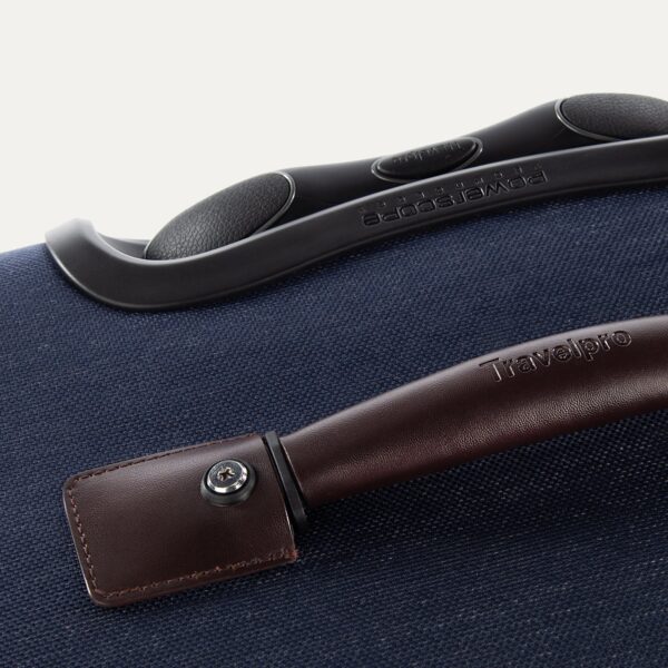 Platinum® Elite Large Check-In Spinner