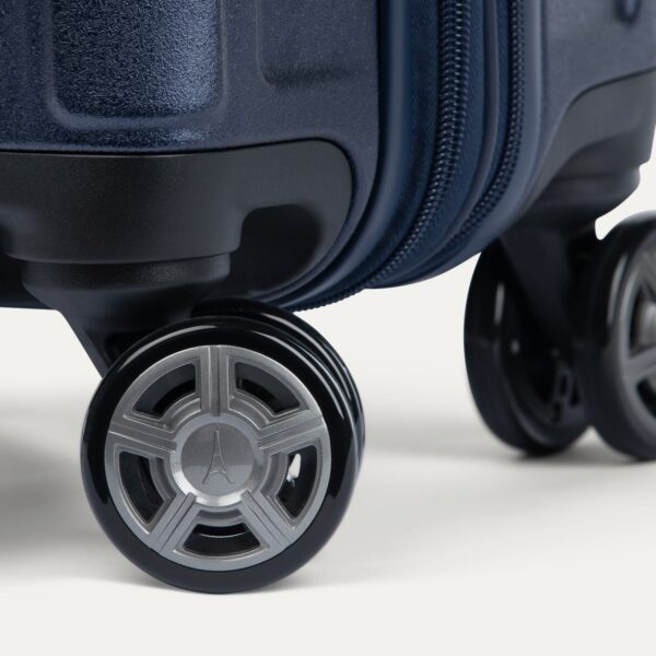 409209022_wheel Platinum® Elite Compact Carry-On Hardside Spinner