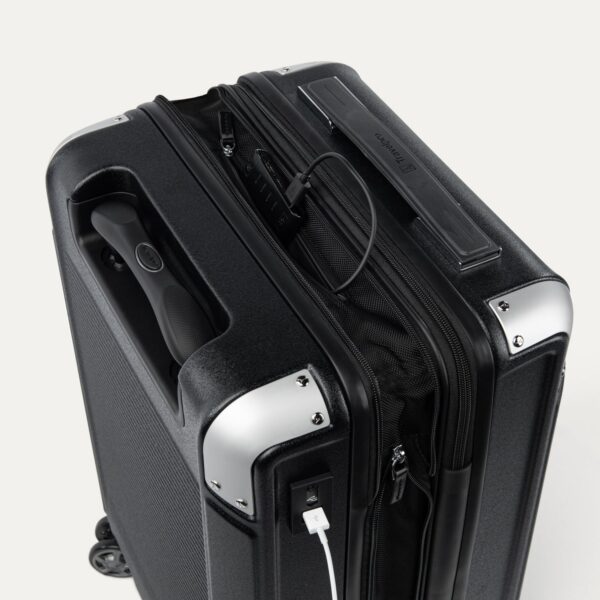 409209101_USB_8a0de214-6259-4175-9f48-6fcdd7c57dfa Platinum® Elite Carry-On Hardside Spinner