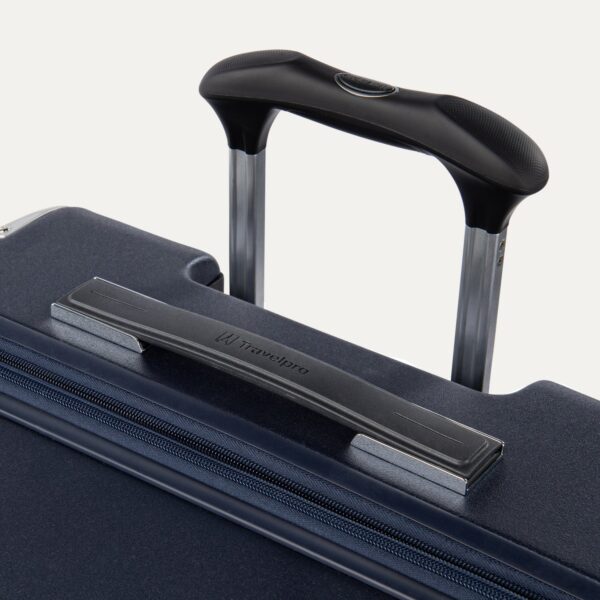 409209522_Handle Platinum® Elite Medium Check-In Hardside Spinner