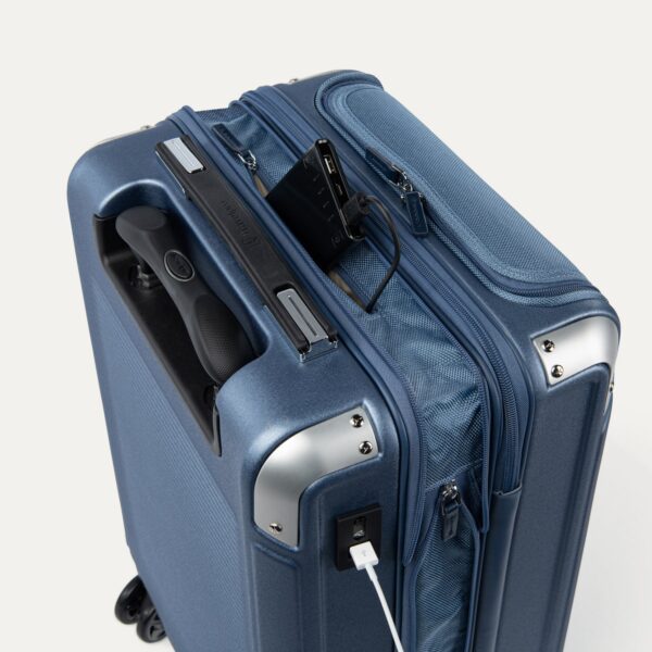 409209602_usb Platinum® Elite Carry-On Business Plus Hardside Spinner