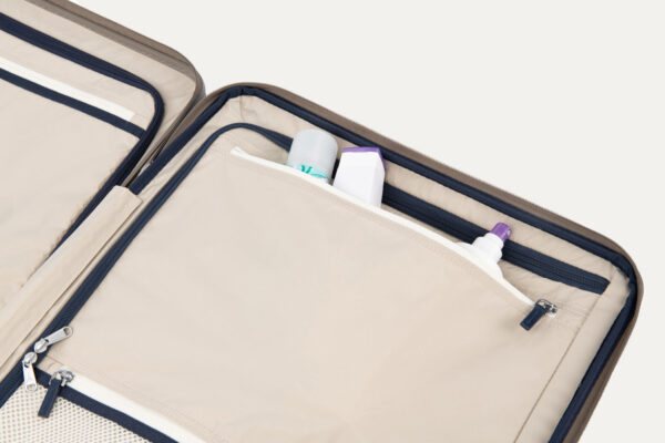 409209935_Pocket Platinum® Elite Large Check-In Hardside Spinner